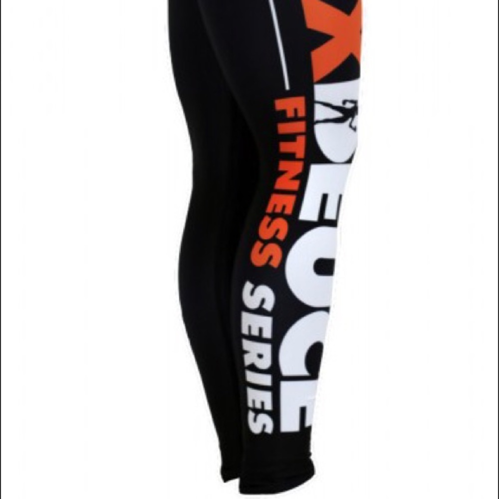 Size Small Six deuce fitness series leggings